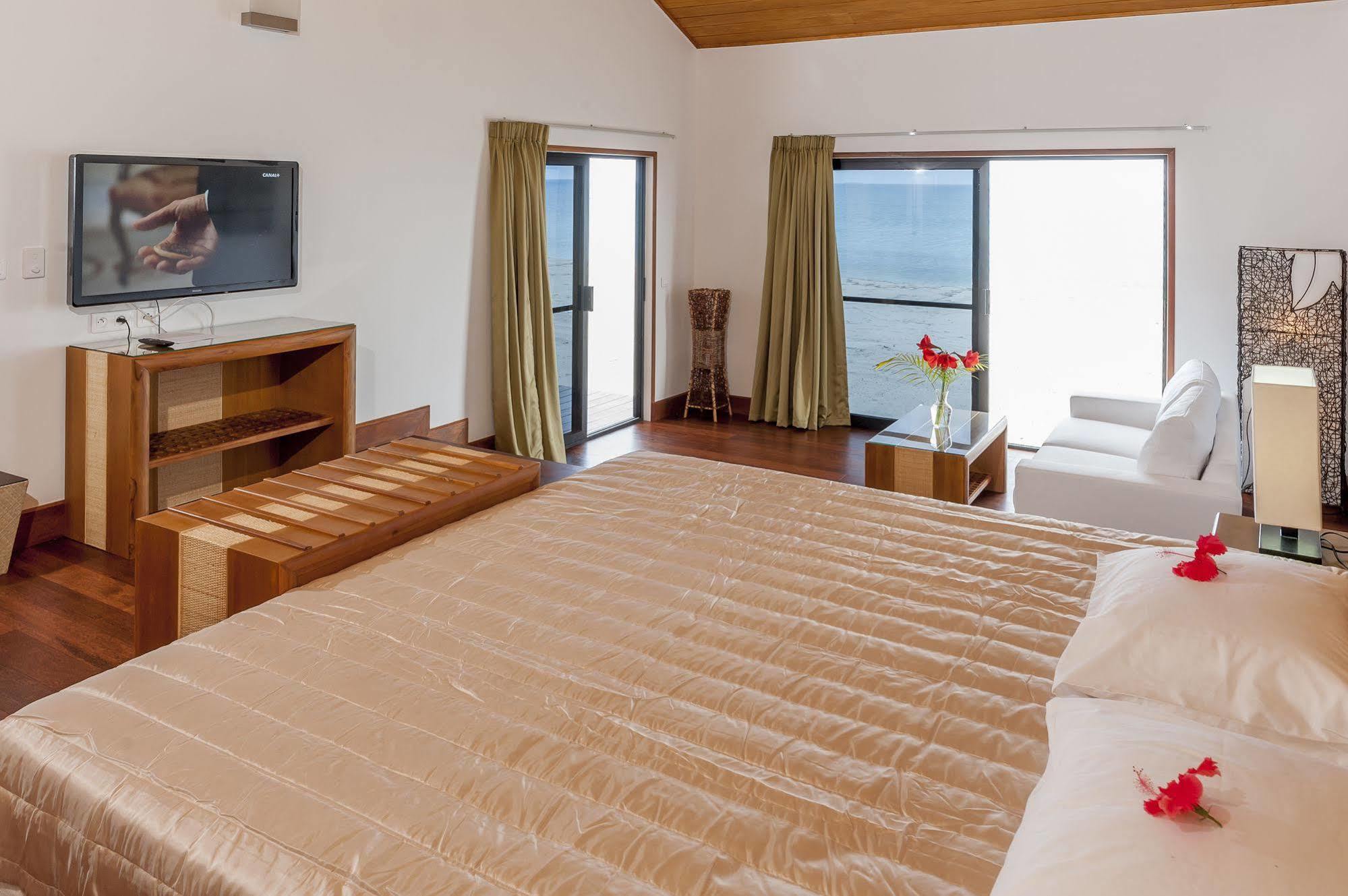 Fayaoue Hotel Paradis D'Ouvea מראה חיצוני תמונה
