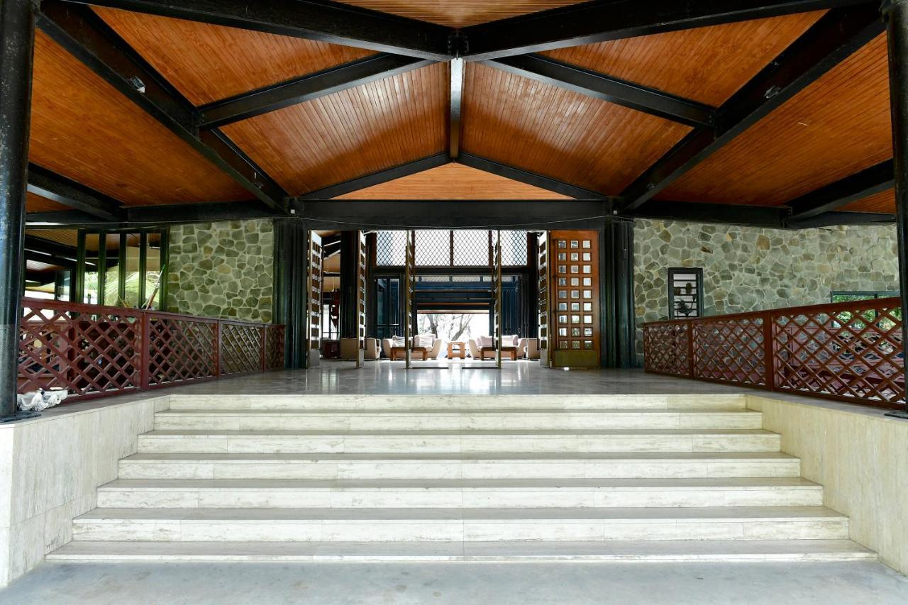 Fayaoue Hotel Paradis D'Ouvea מראה חיצוני תמונה