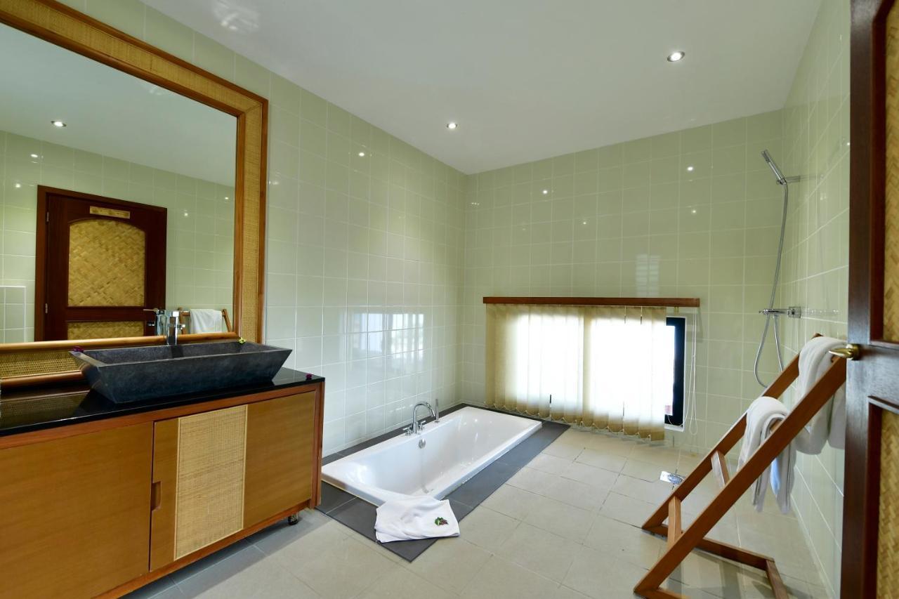 Fayaoue Hotel Paradis D'Ouvea מראה חיצוני תמונה